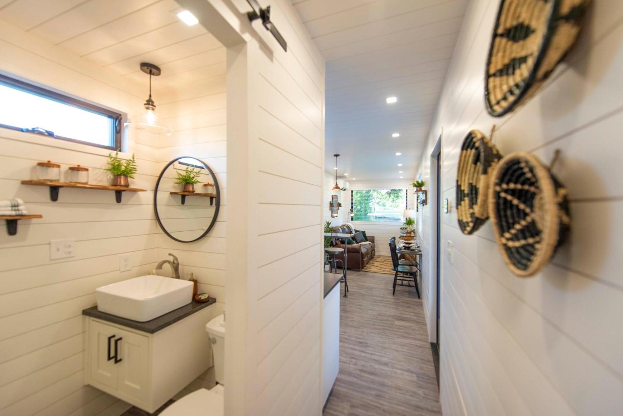 The Woods- Container Tiny House 12 Min To Magnolia/Baylor/Downtown Villa Bellmead Ngoại thất bức ảnh